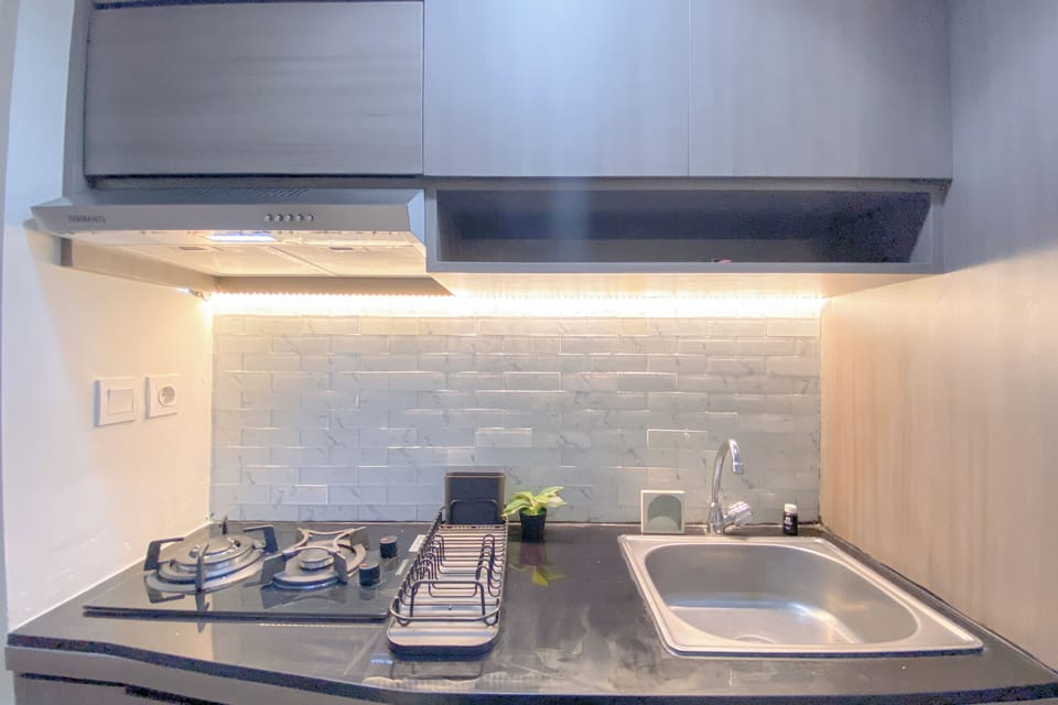 Deluxe Studio | Private kitchen | Fridge, stovetop, rice cooker