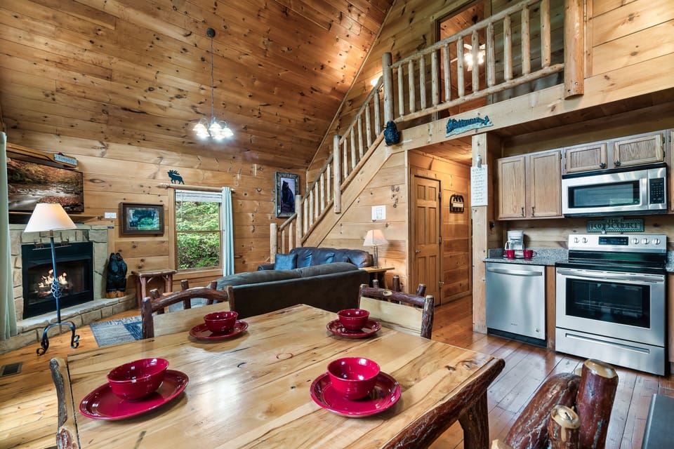 New appliances and log table. Seats four