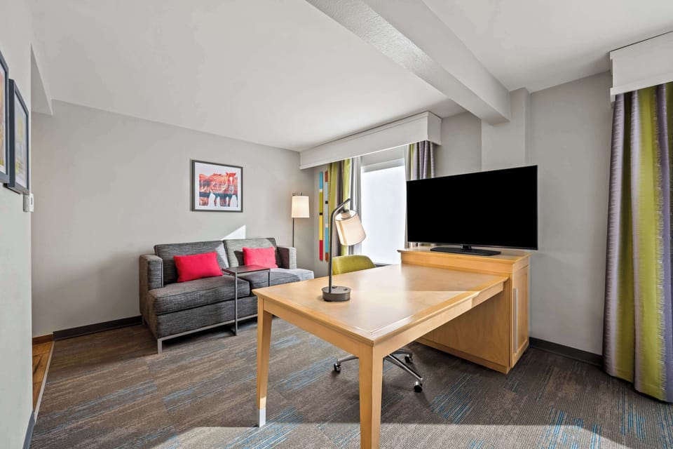 Desk, laptop workspace, iron/ironing board, high-speed internet