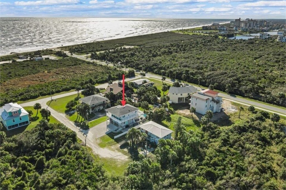 House, 4 Bedrooms | Aerial view