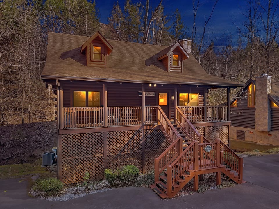Cabin, 5 Bedrooms | Exterior