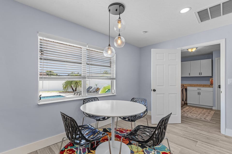 House, 3 Bedrooms | Dining