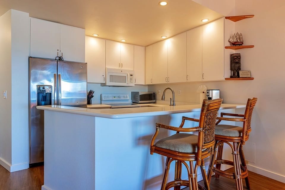 Condo, 2 Bedrooms | Private kitchen | Coffee/tea maker, fridge, oven, stovetop