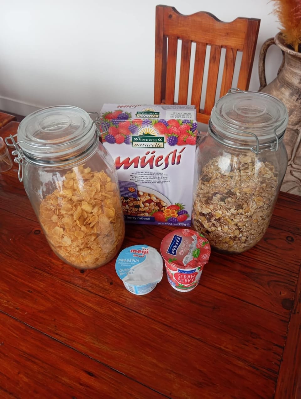 Free daily continental breakfast