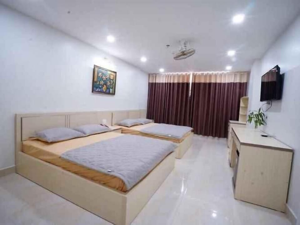 Basic Quadruple Room | Iron/ironing board, free WiFi