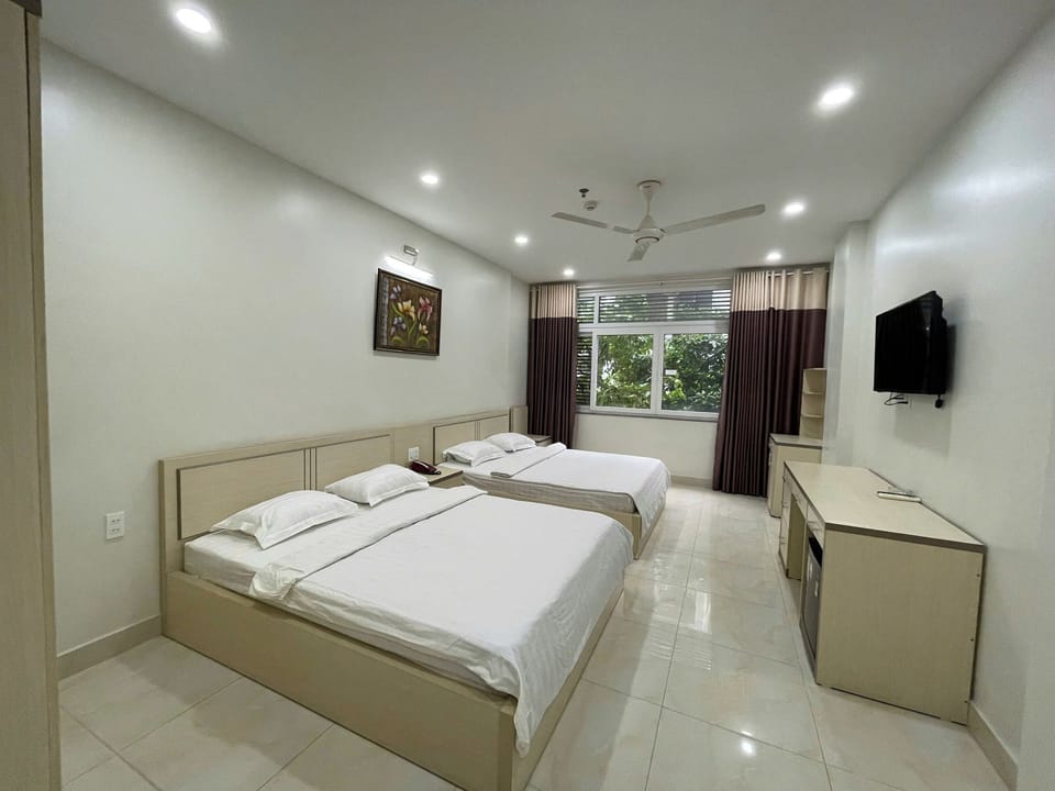 Basic Quadruple Room | Iron/ironing board, free WiFi
