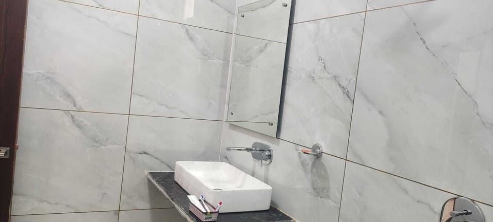 Deluxe Double Room | Desk, free WiFi