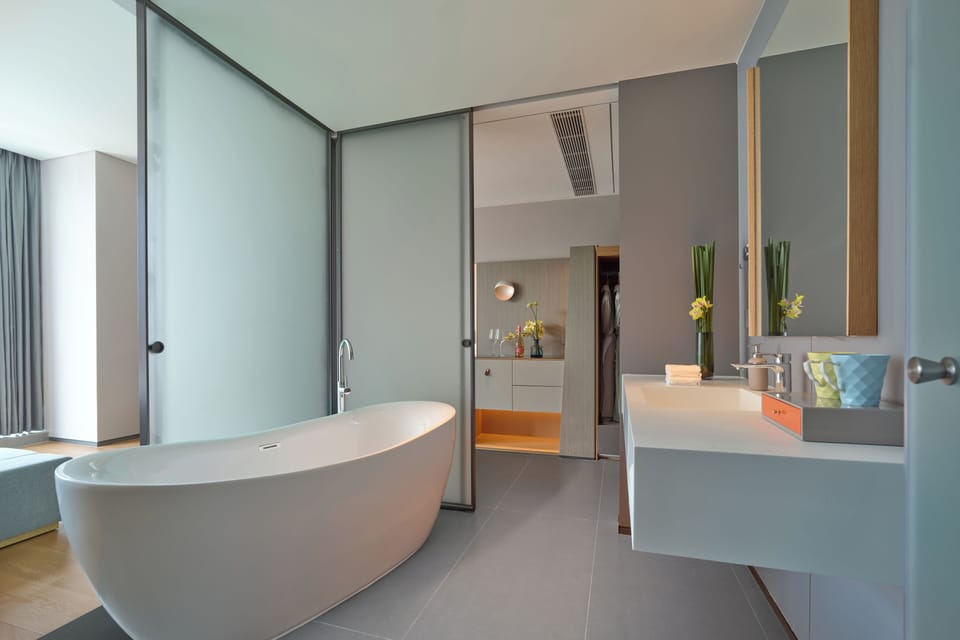 Executive Double Room, City View | Premium bedding, down comforters, free minibar, desk