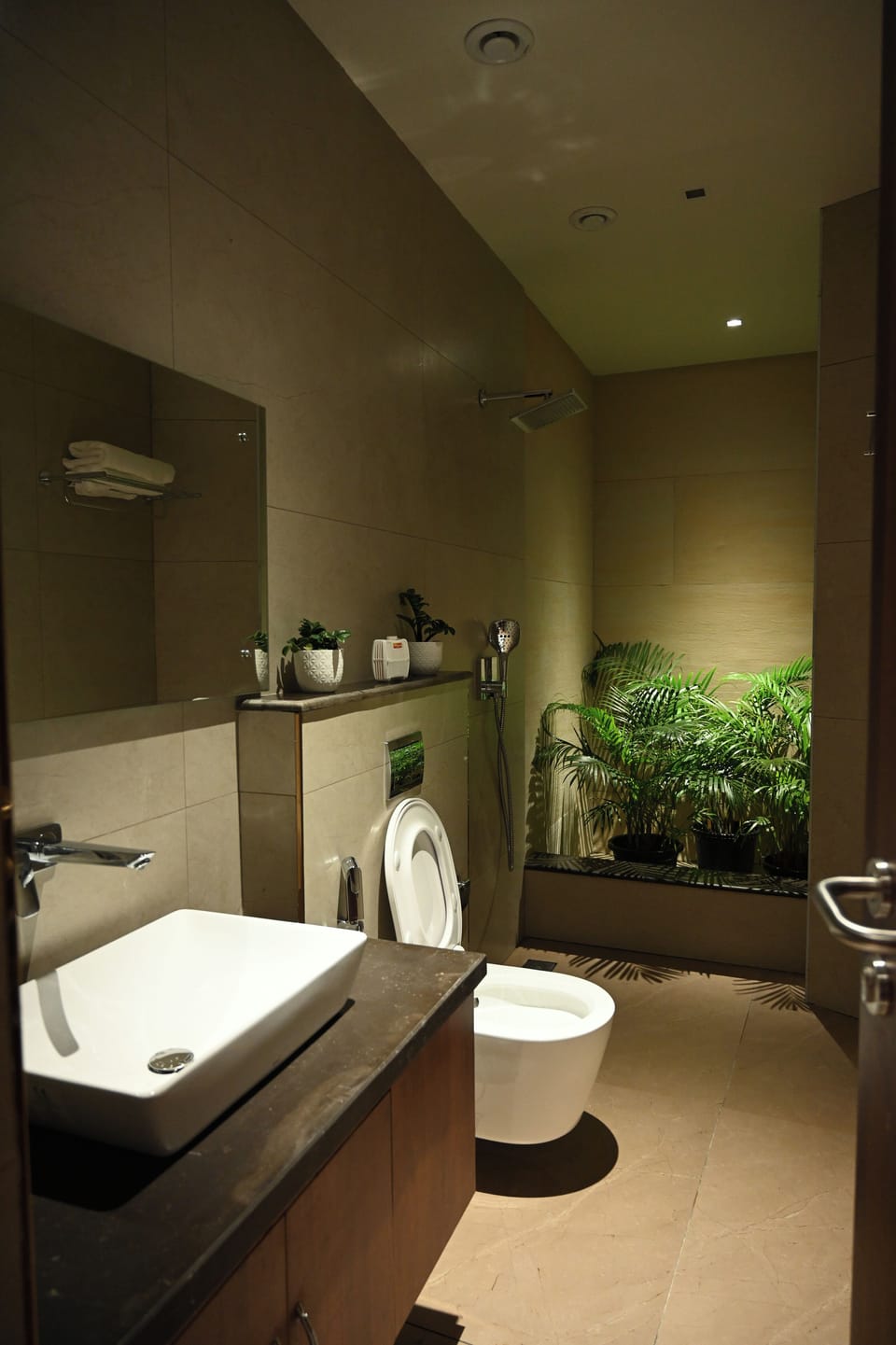 Deluxe Studio Suite | Desk, free WiFi