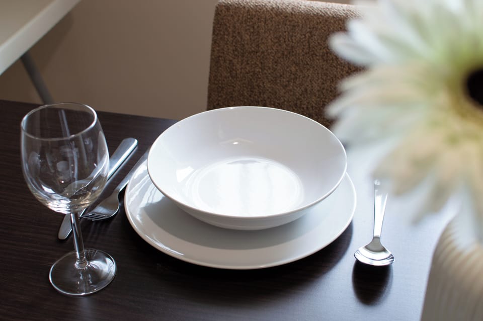 Executive Apartment, Multiple Beds, Refrigerator & Microwave, Garden View (Marina - 700 Rose M) | In-room dining
