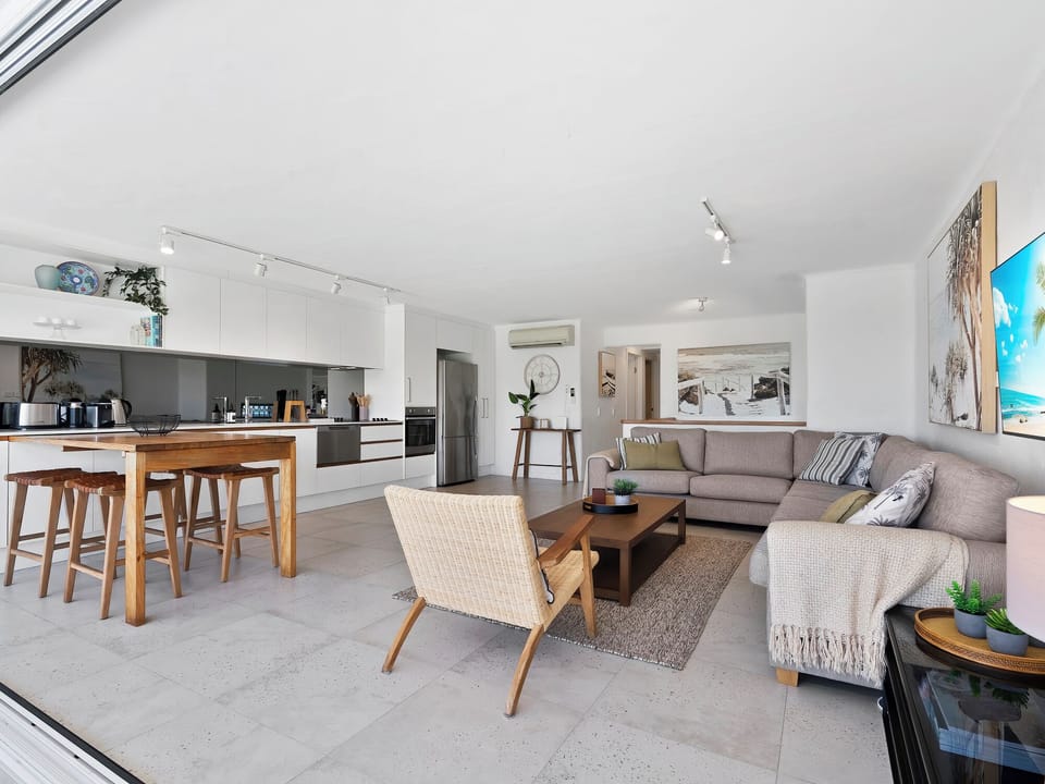 Open plan living, dining and kitchen