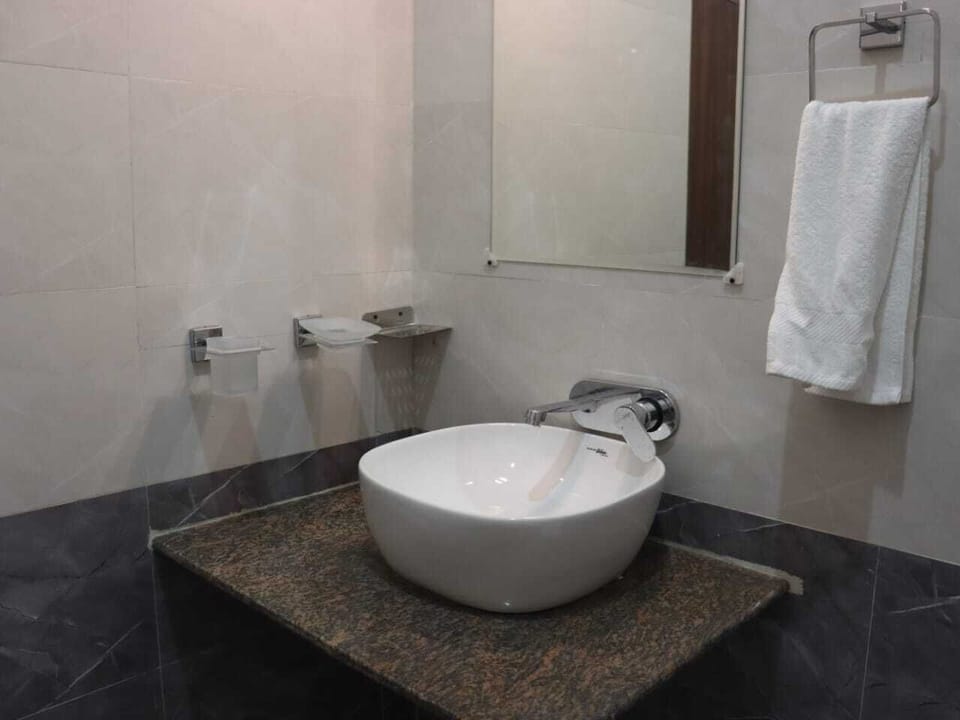 Shower, towels, soap, shampoo