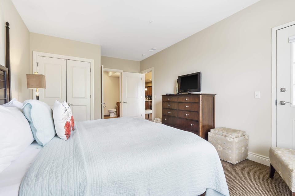 The regal king suite boasts a private ensuite & TV