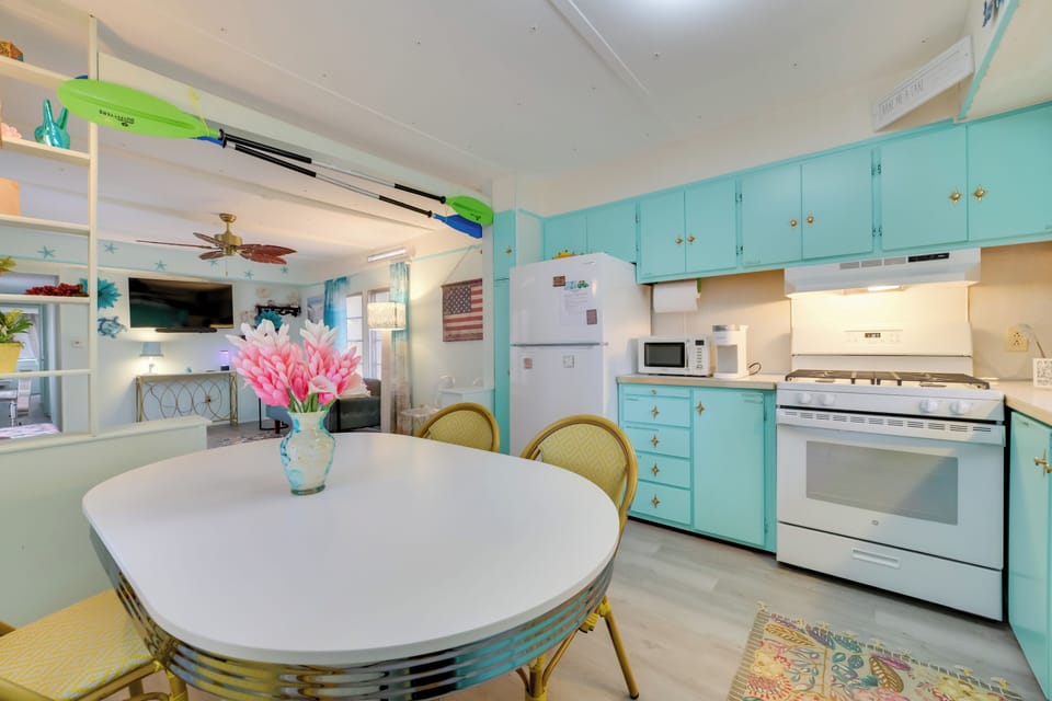 House (2 Bedrooms) | Interior