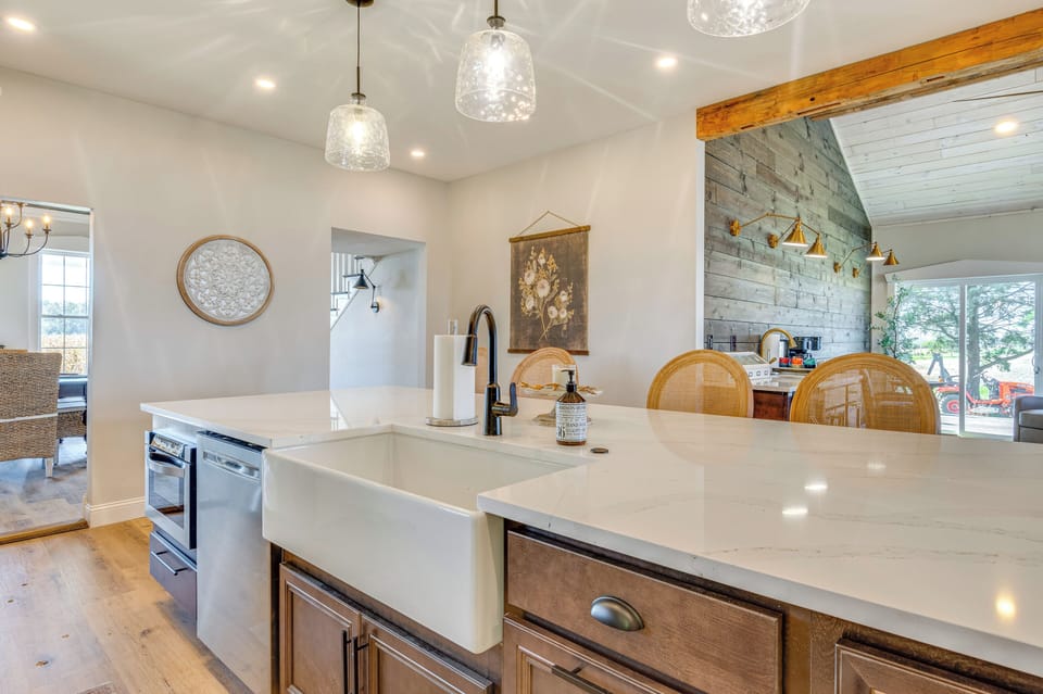 House (3 Bedrooms) | Interior