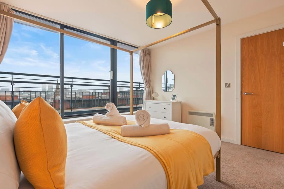 Apartment | 1 bedroom, iron/ironing board, free wired internet, bed sheets