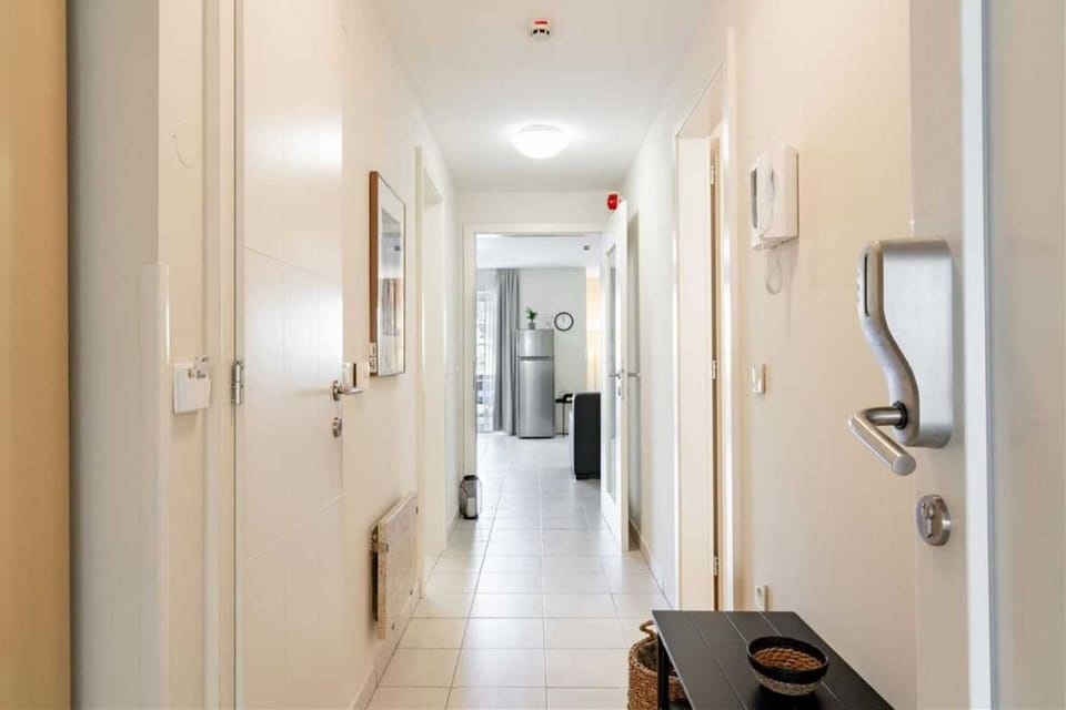 Apartment, 1 Bedroom, Garden View, Ground Floor | Living area | Flat-screen TV