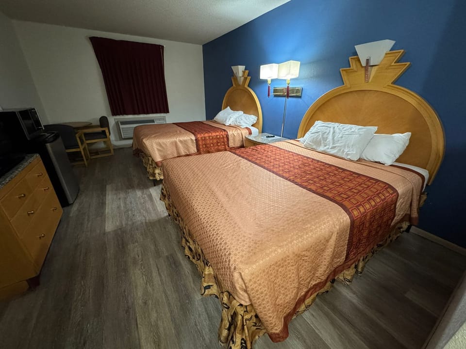 Standard Double Room, 2 Queen Beds, Non Smoking | Desk, WiFi (free)