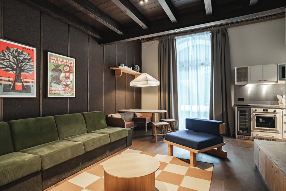 Appartement Henriette - Maison Lyret | Living area | 43-inch flat-screen TV with satellite channels, TV, DVD player