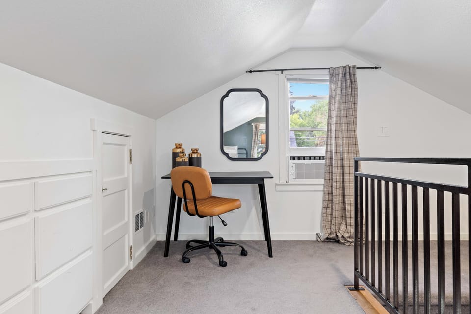 Upper floor desk setup