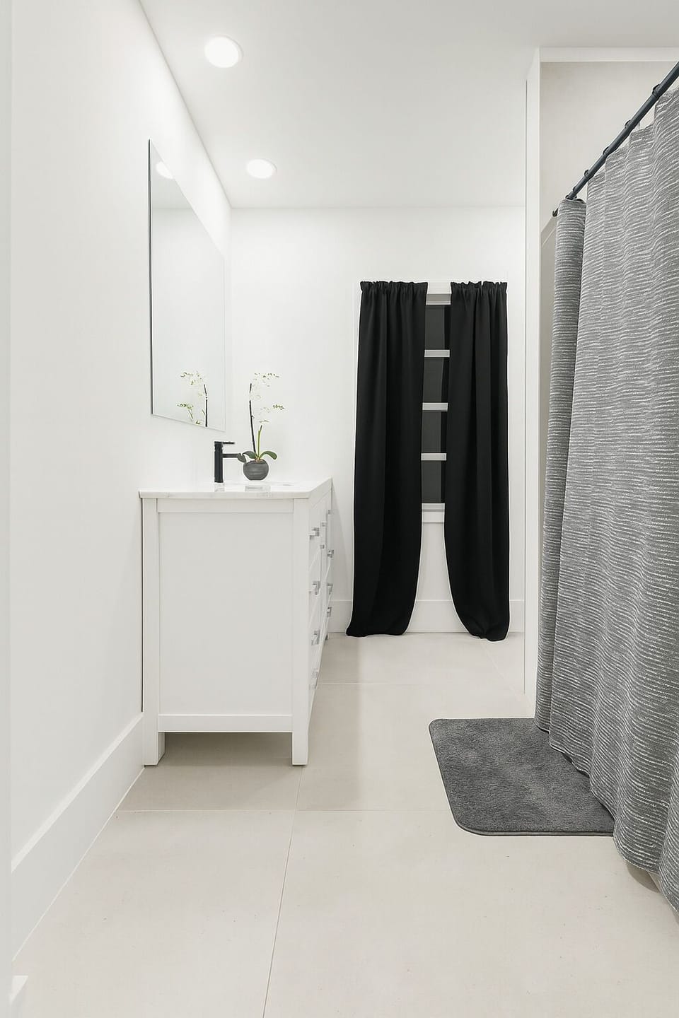 Deluxe Double Room | Bathroom | Towels, toilet paper