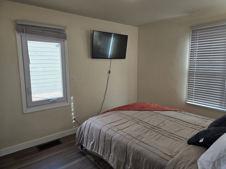 bedrooms 2