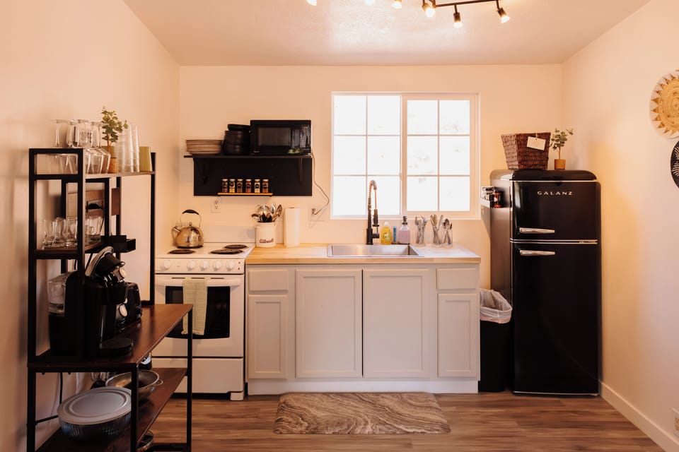 Fully stocked kitchen for all your cooking needs