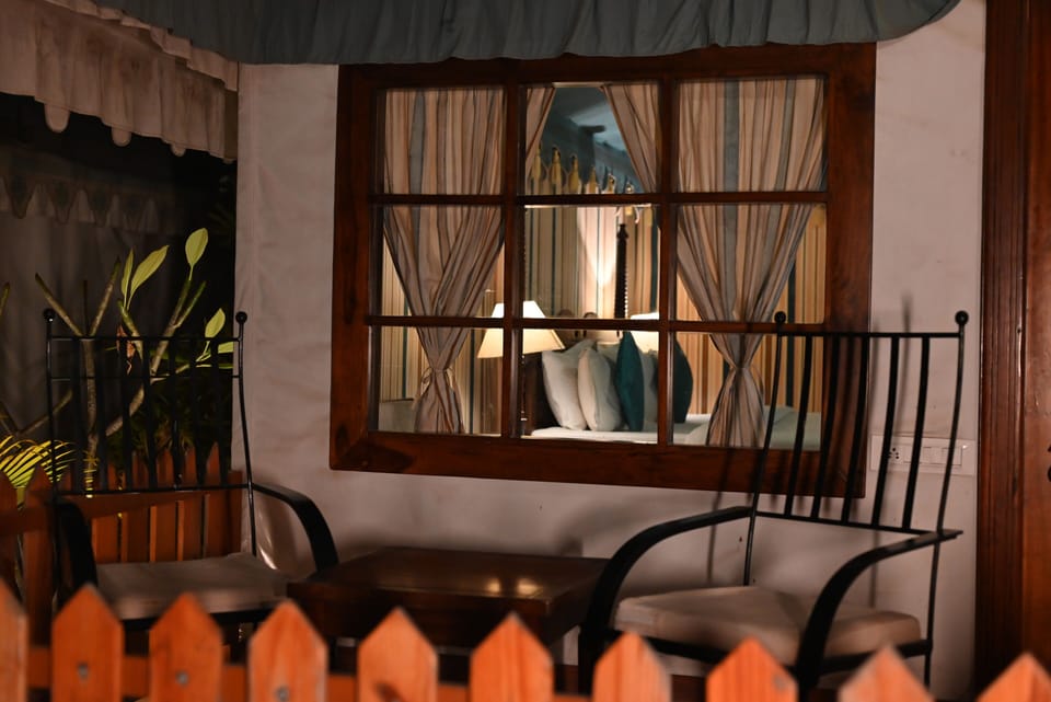 Luxury Tent, Balcony, Mountain View | 1 bedroom, in-room safe, desk, laptop workspace