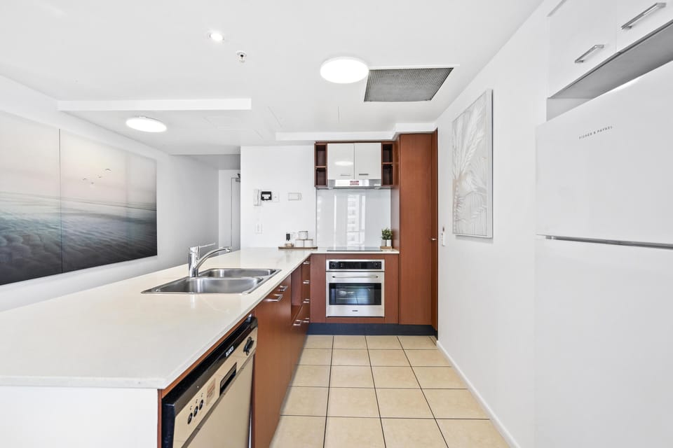 Fully equipped modern kitchen