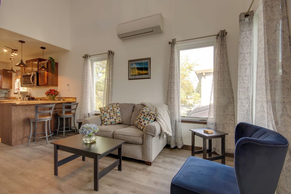 Apartment (1 Bedroom) | Interior