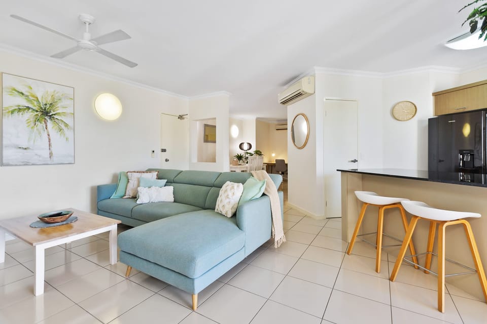 House | 2 bedrooms, desk, Internet