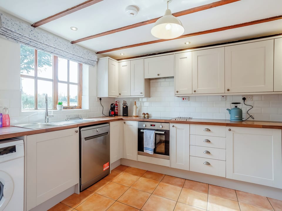 Kitchen | Rookery Cottage, St Neots