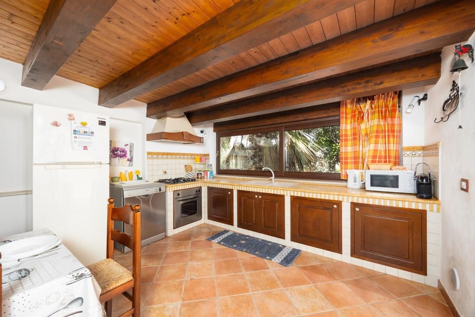 Equipped kitchen