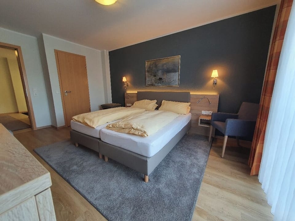 Economy Double Room, Garden View | Soundproofing, free WiFi