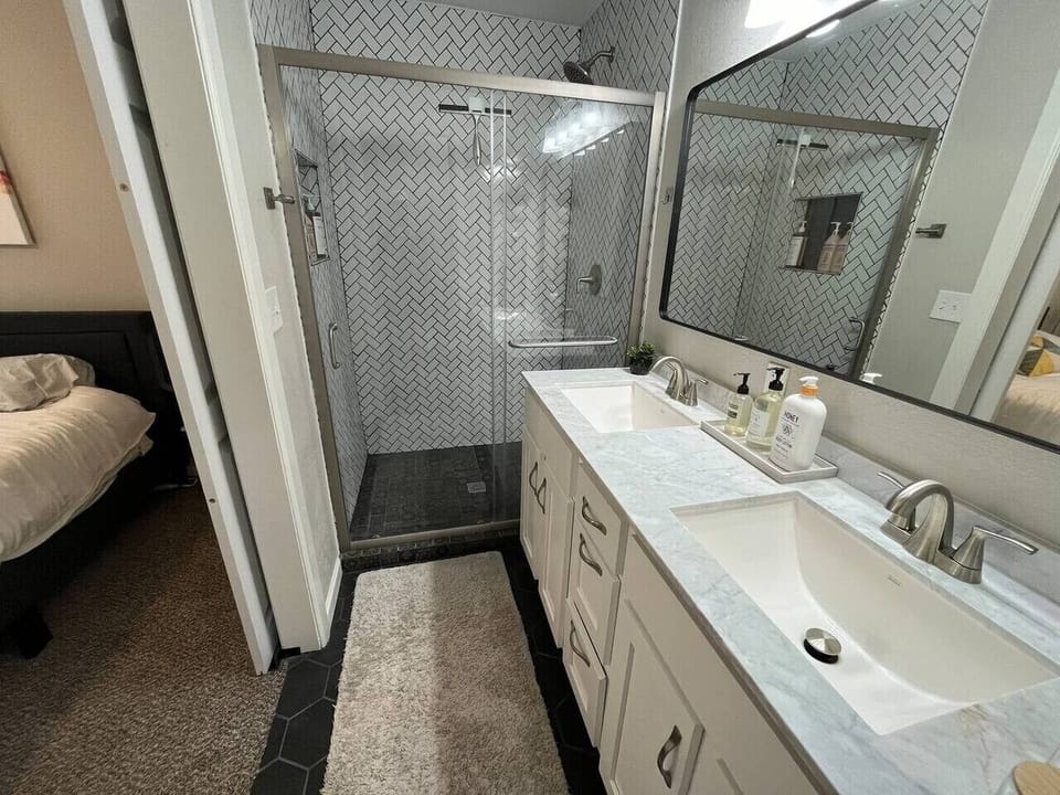 Master bathroom shower