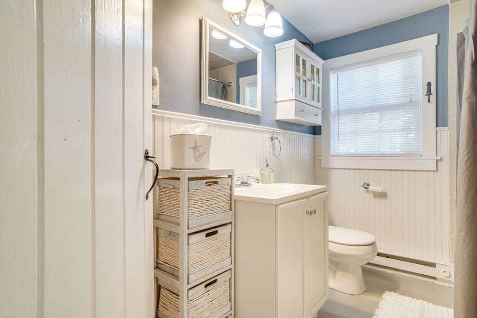 Bathroom | Towels Provided