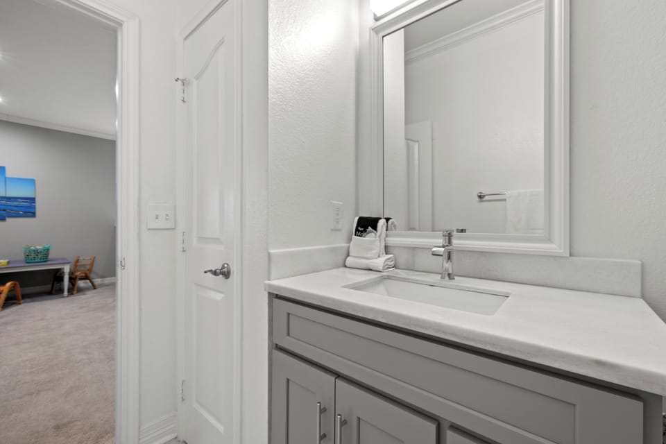 vanity in upstairs bathroom