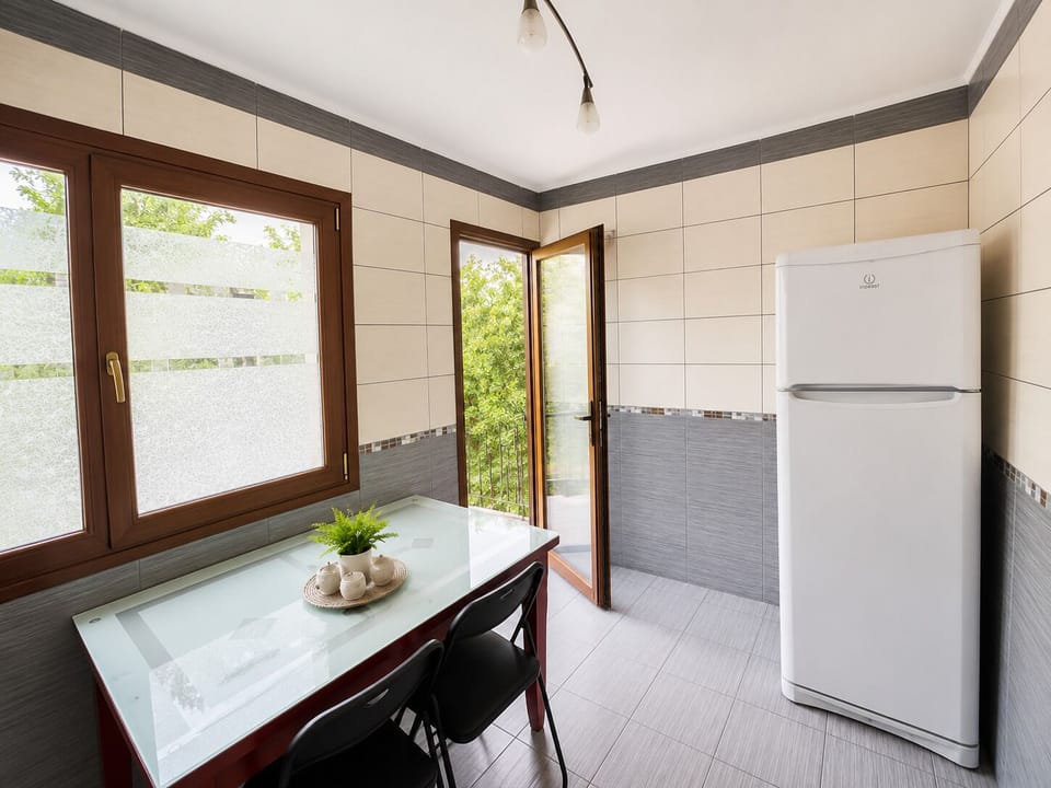 Comfort Studio, City View | Private kitchen | Full-size fridge, espresso maker, coffee/tea maker, electric kettle