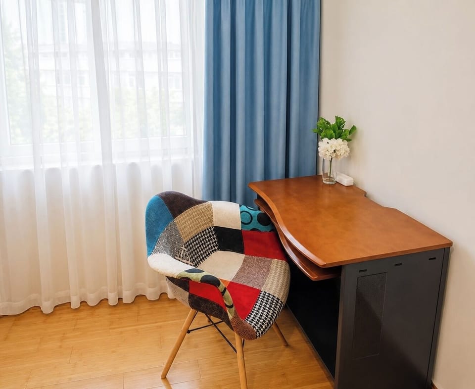 Comfort Studio, City View | Laptop workspace, iron/ironing board, free WiFi