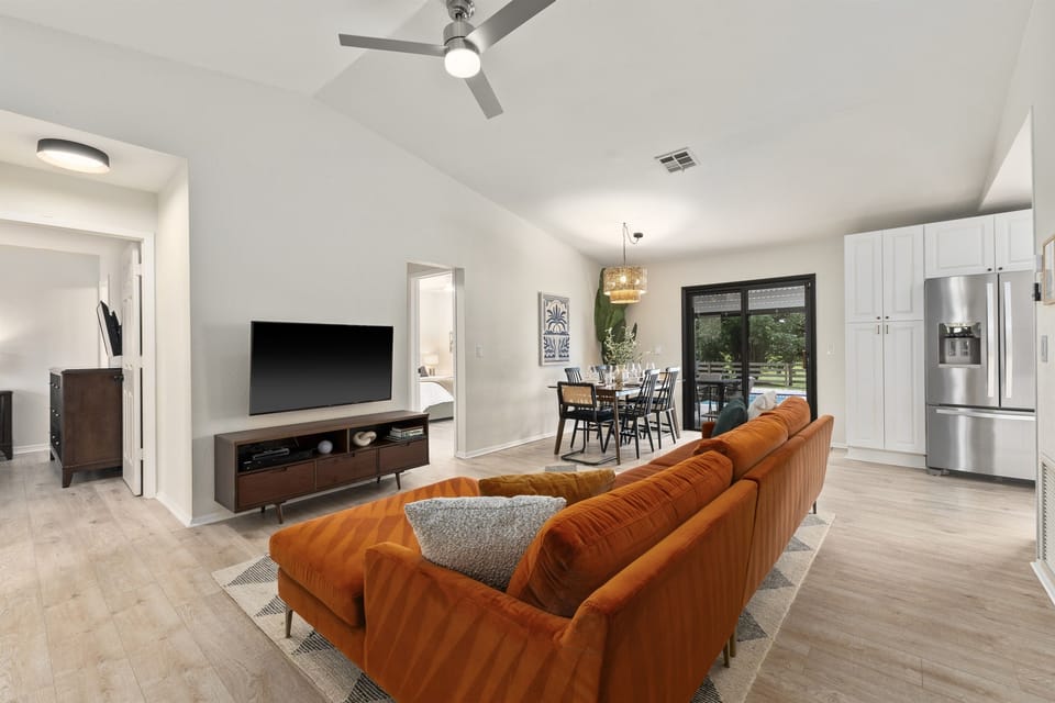 Living Rm