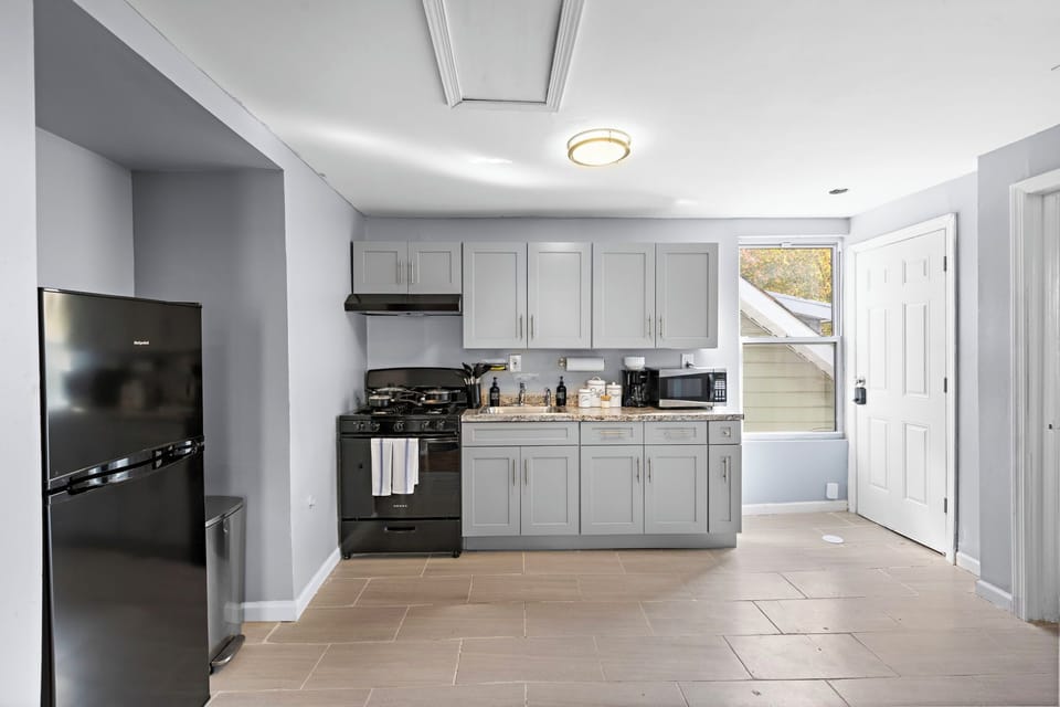 fully loaded kitchen