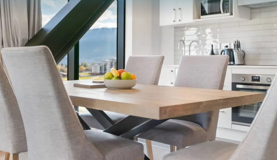 Modern decor and professionally cleaned after every guest stay