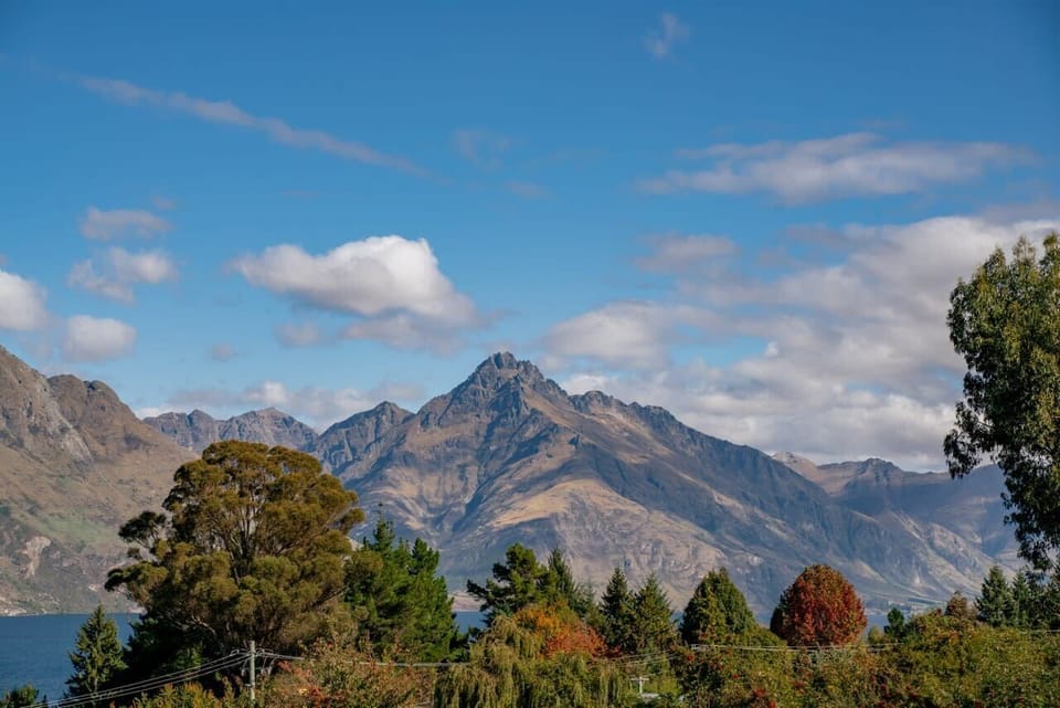 Cecil Peak