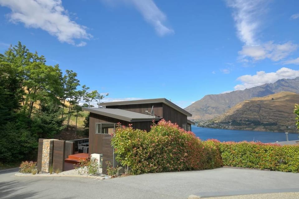 The perfect base, surrounded by lake and mountains.