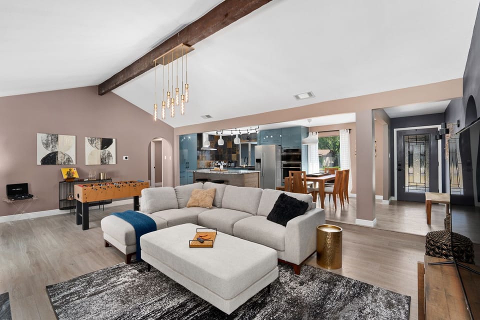 Comfort House, Balcony, Garden View | Living area