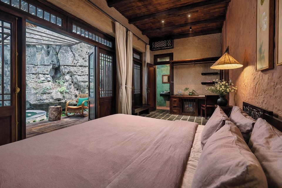 Standard Villa, Pool View | Premium bedding, minibar, desk, soundproofing