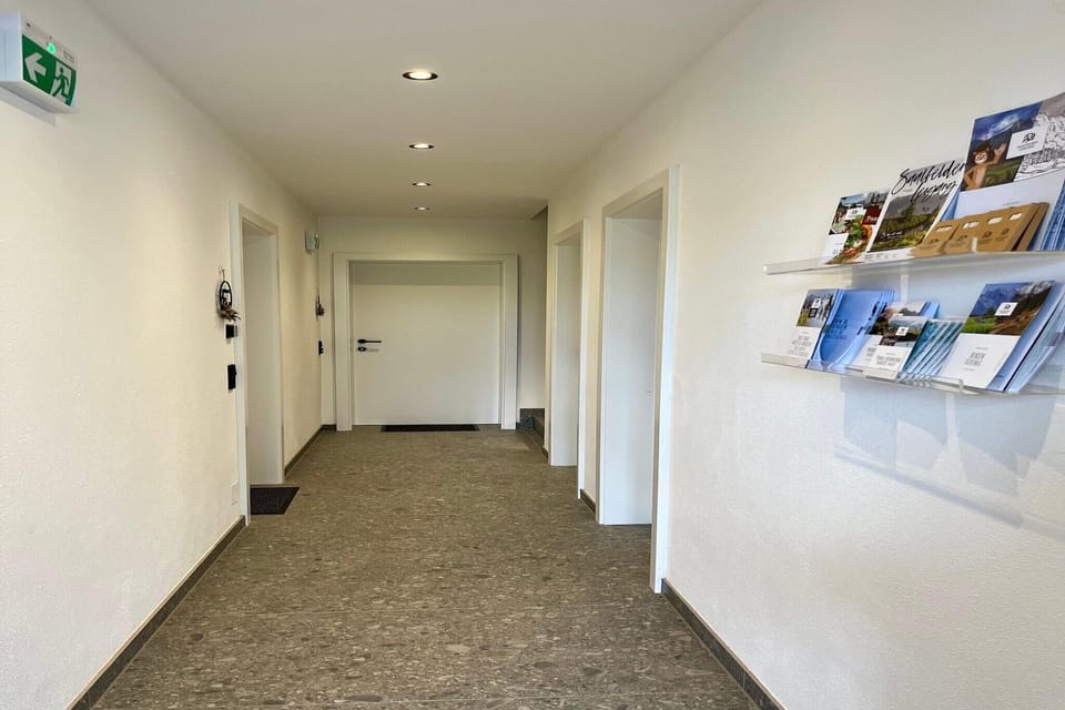 Entrance / Reception