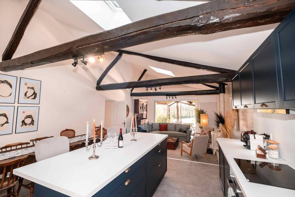 Fully equipped kitchen - NESPRESSO coffee machine + kettle - dishwasher - blender + citrus squeezer - raclette machine + crepe maker - dining table for 12.