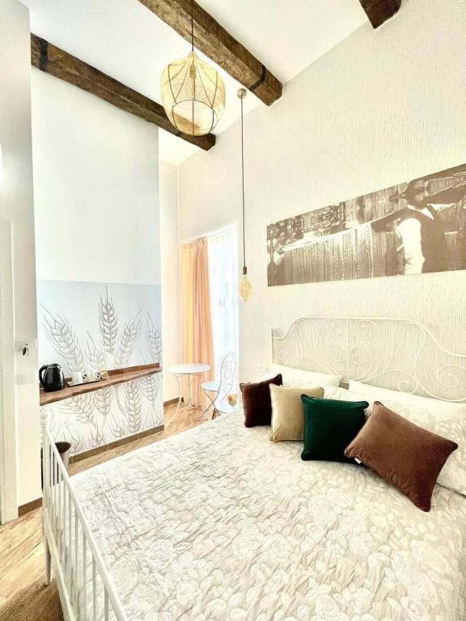 Deluxe Double Room, Balcony, City View | In-room safe, desk, blackout drapes, soundproofing