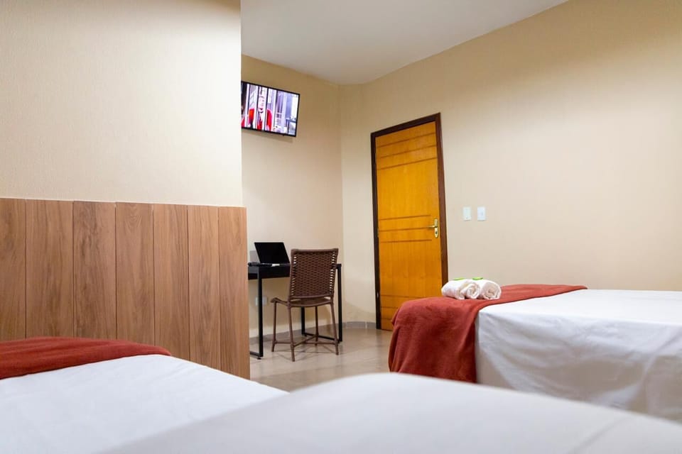 WiFi (free), bed sheets